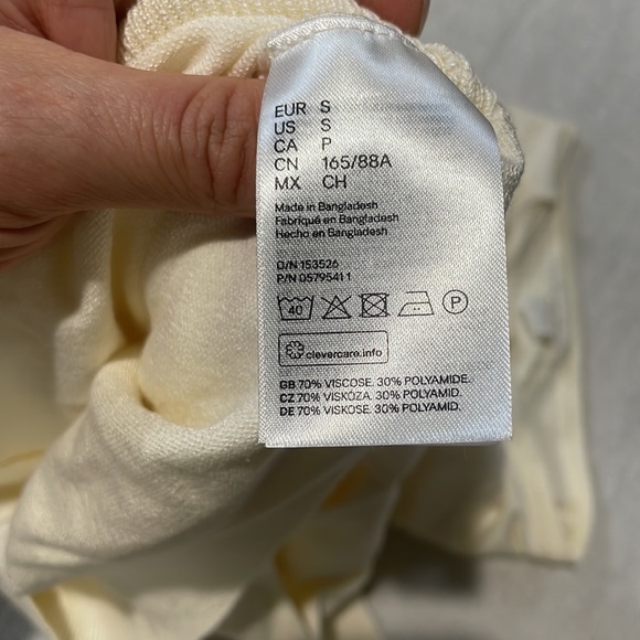 H&M Basics Cardigan Size Small - Picture 4 of 4